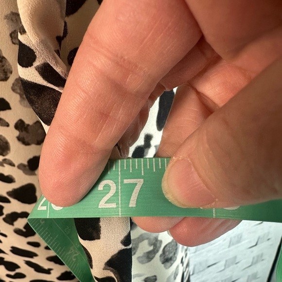 Lane Bryant sleeveless leopard print dress, midi, feminine button down plus size - Picture 8 of 10